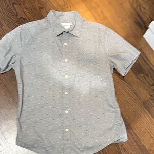 Goodfellow & Co Gray Short Sleeve Shirt